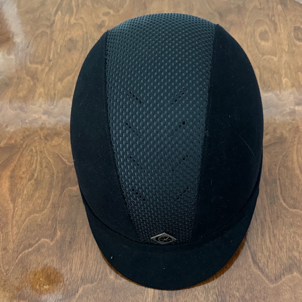 Kids Charles Owen Ayr8 Black Riding Helmet - Size 6 3/4